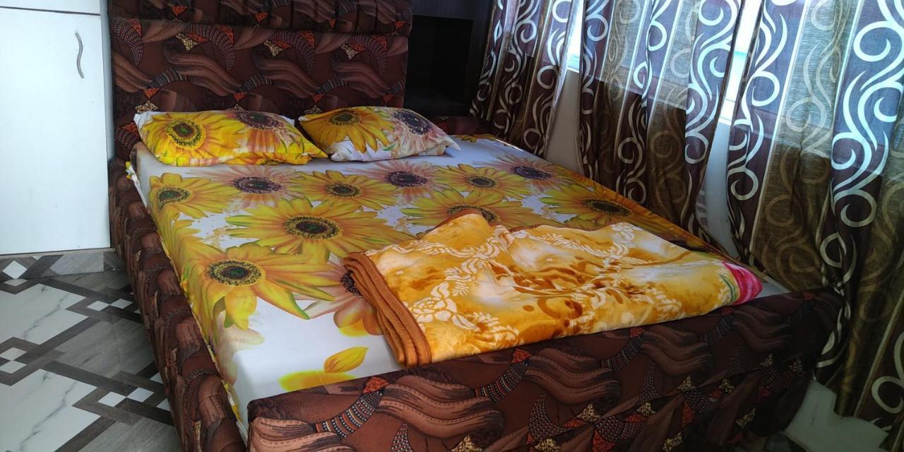 Hotel Devdoot Rājgīr Екстериор снимка