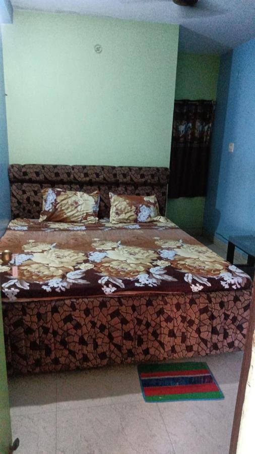 Hotel Devdoot Rājgīr Стая снимка