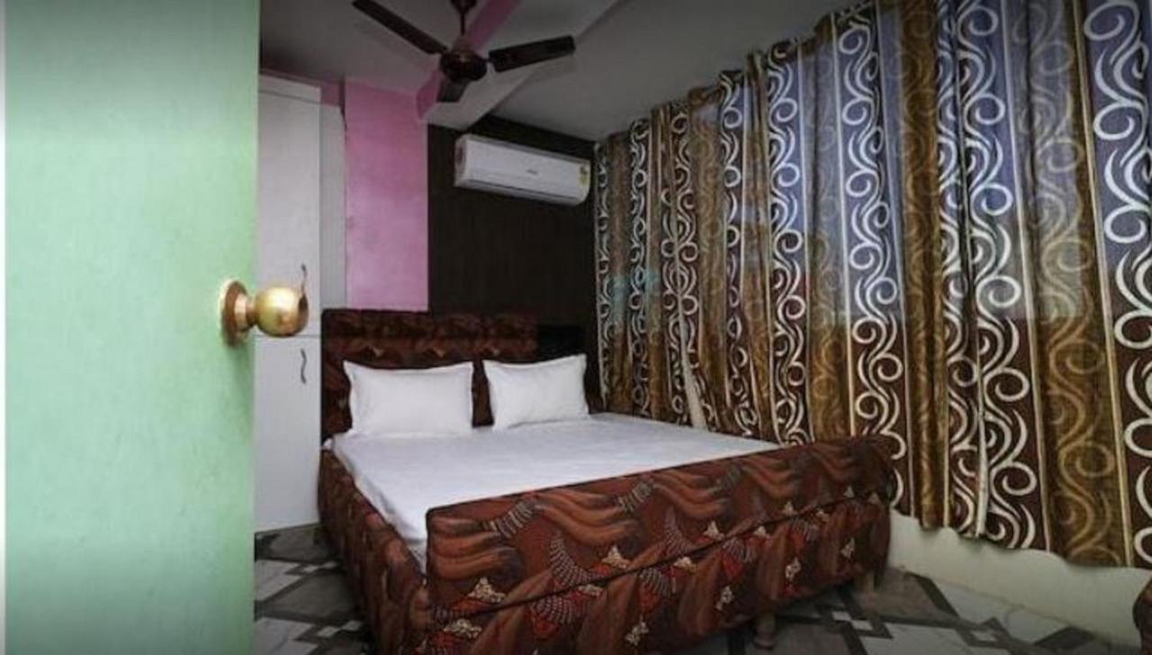 Hotel Devdoot Rājgīr Екстериор снимка