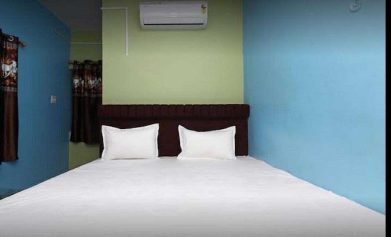 Hotel Devdoot Rājgīr Екстериор снимка